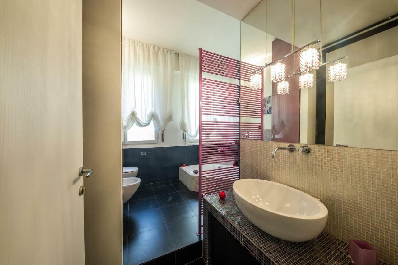 Downtown Bologna Apartment מראה חיצוני תמונה